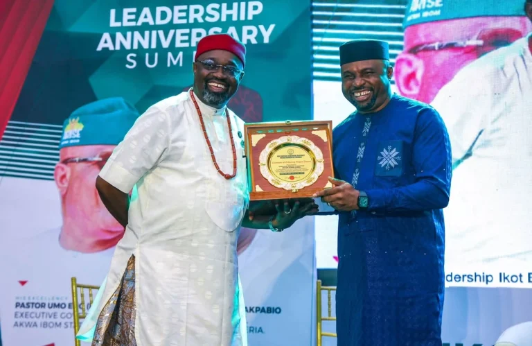 ECEWS Receives the Champion of Enduring Impact Award at ISDMA Summit